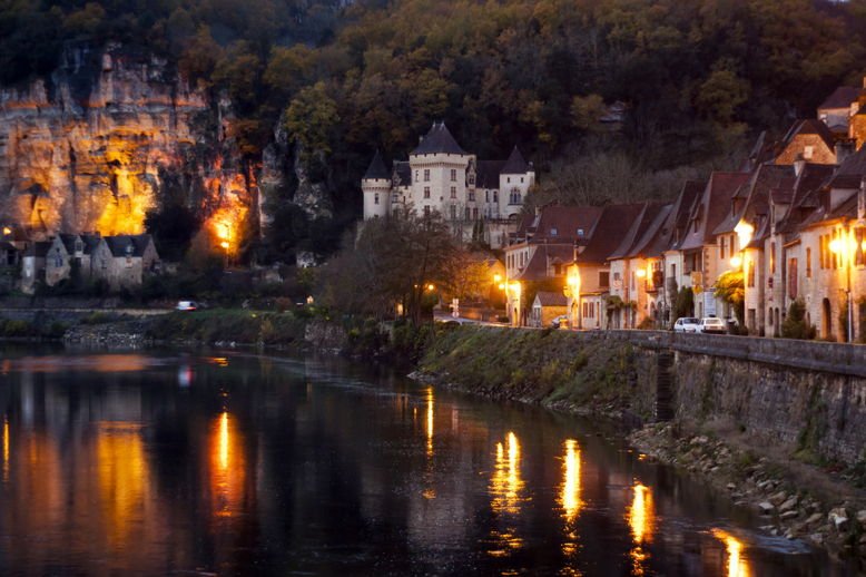 Le château illuminé de nuit